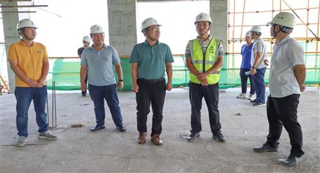 【“兩個年”雙提升】廖立波到冶建桂華分公司明德中學(xué)項(xiàng)目調(diào)研指導(dǎo)工作