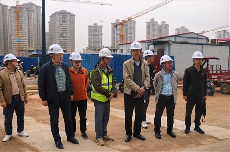 何勇到北投時(shí)代（二期）項(xiàng)目推進(jìn)觀(guān)摩工作