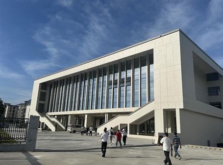 【錨定目標(biāo) 奮力沖刺】冶建廣東公司陸河縣職校擴(kuò)建項(xiàng)目順利通過(guò)竣工驗(yàn)收